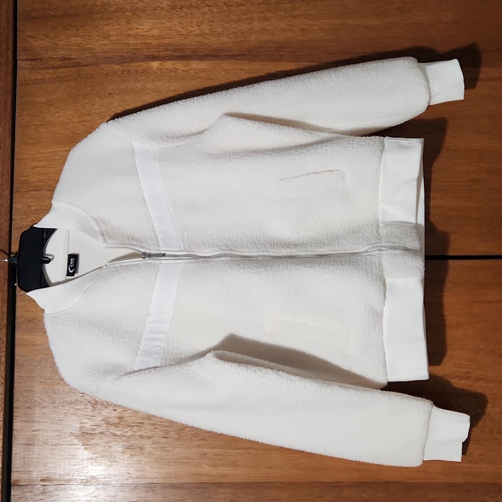 Zyia active Flying V fleece bomber jacket cream/off white NWOT medium